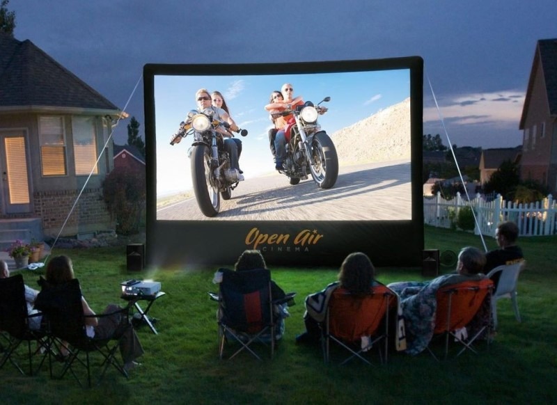 Open Air Cinebox Inflatable Screen