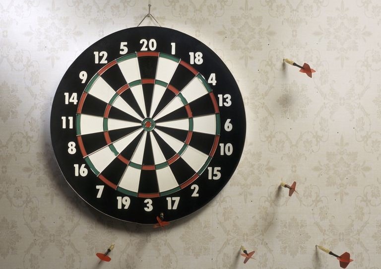 darts miss dartboard