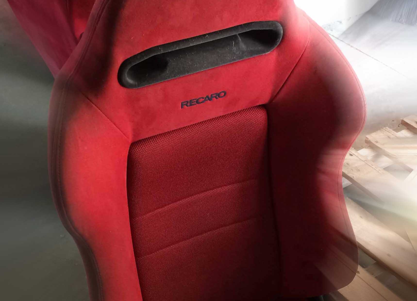 Rearo Seat